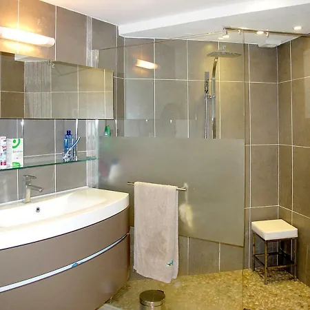 بيت للعطل Ferienhaus 300s *